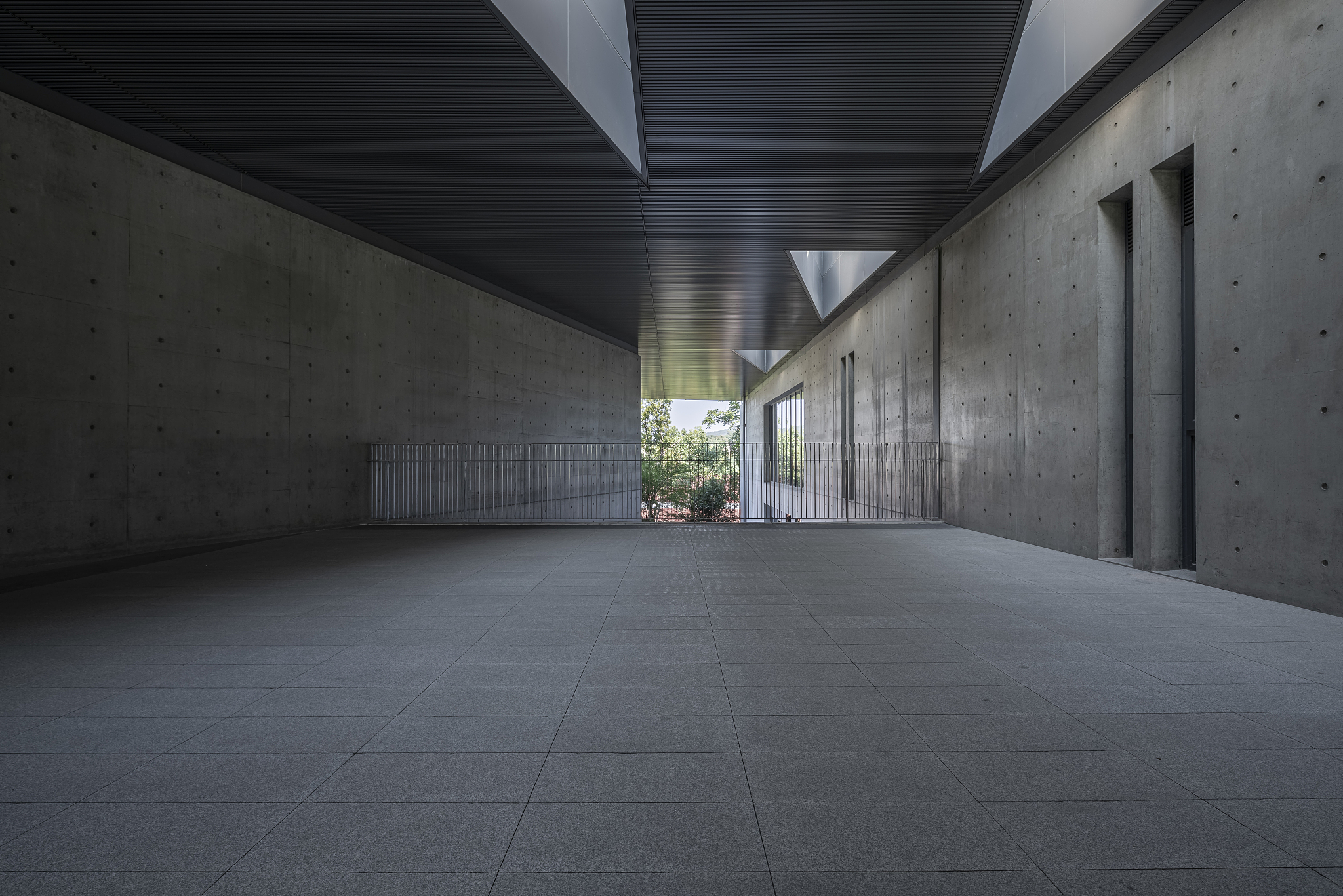 混凝土施工技术研究综述