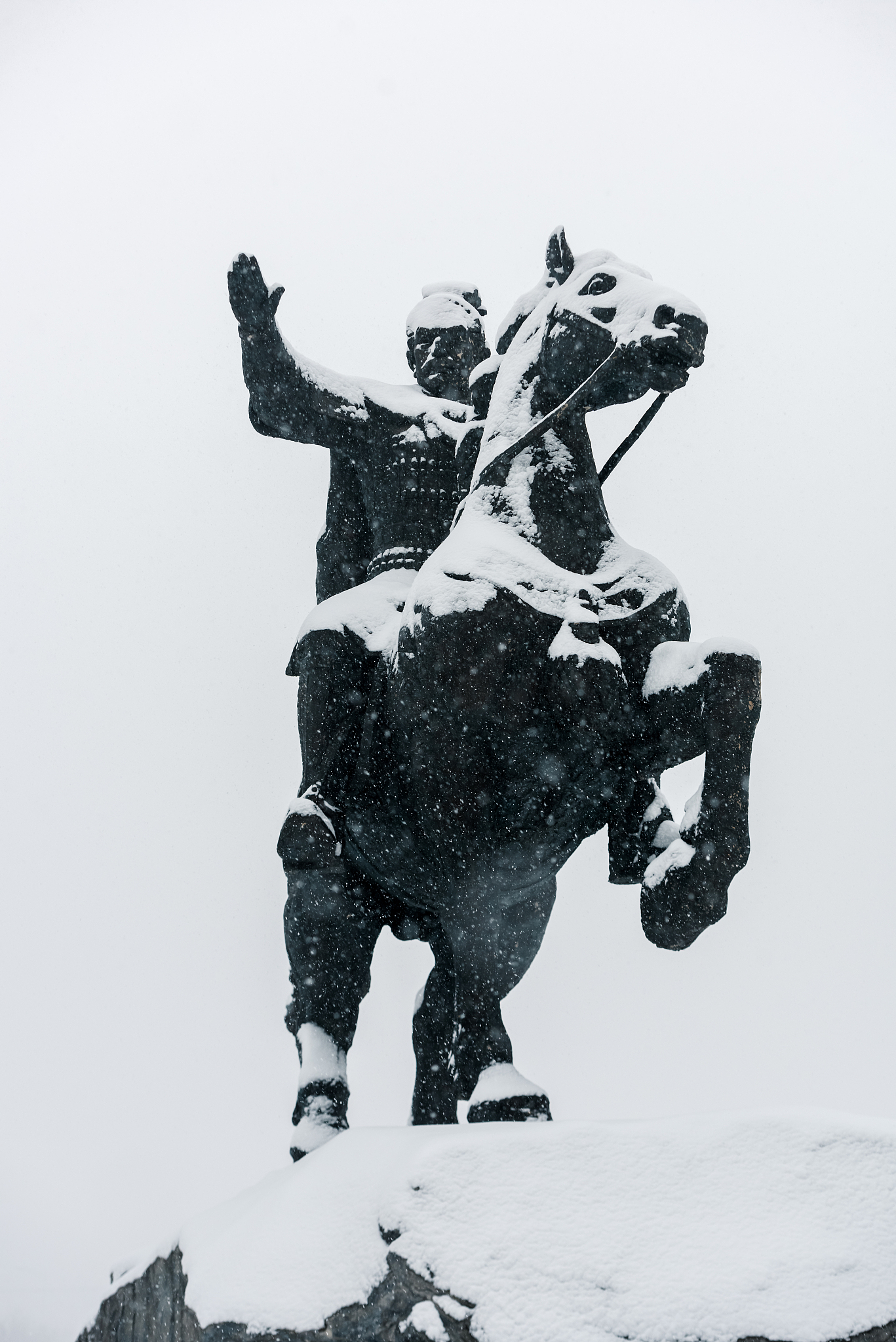 雪中的汉光武帝刘秀