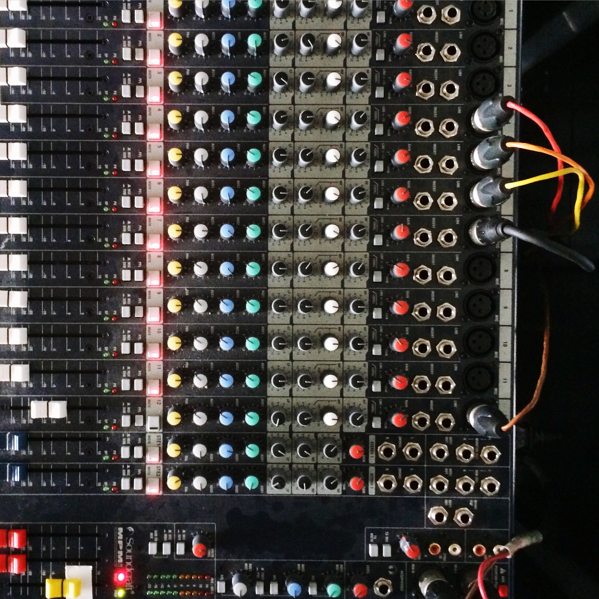 kx6x声卡里流行ktv练歌房录音棚哪一种是大厅混响哪一种是房问混响