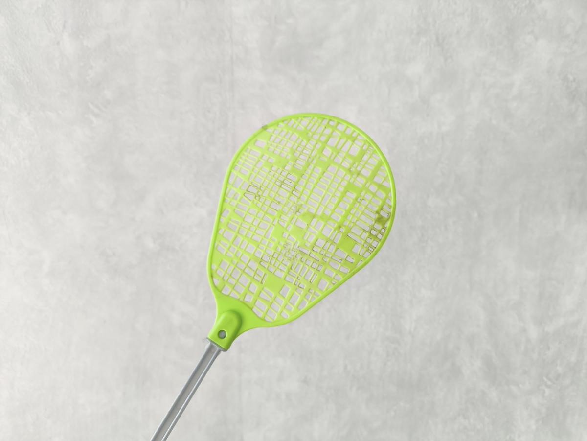 low launch angle tennis racket, give 10 racket names