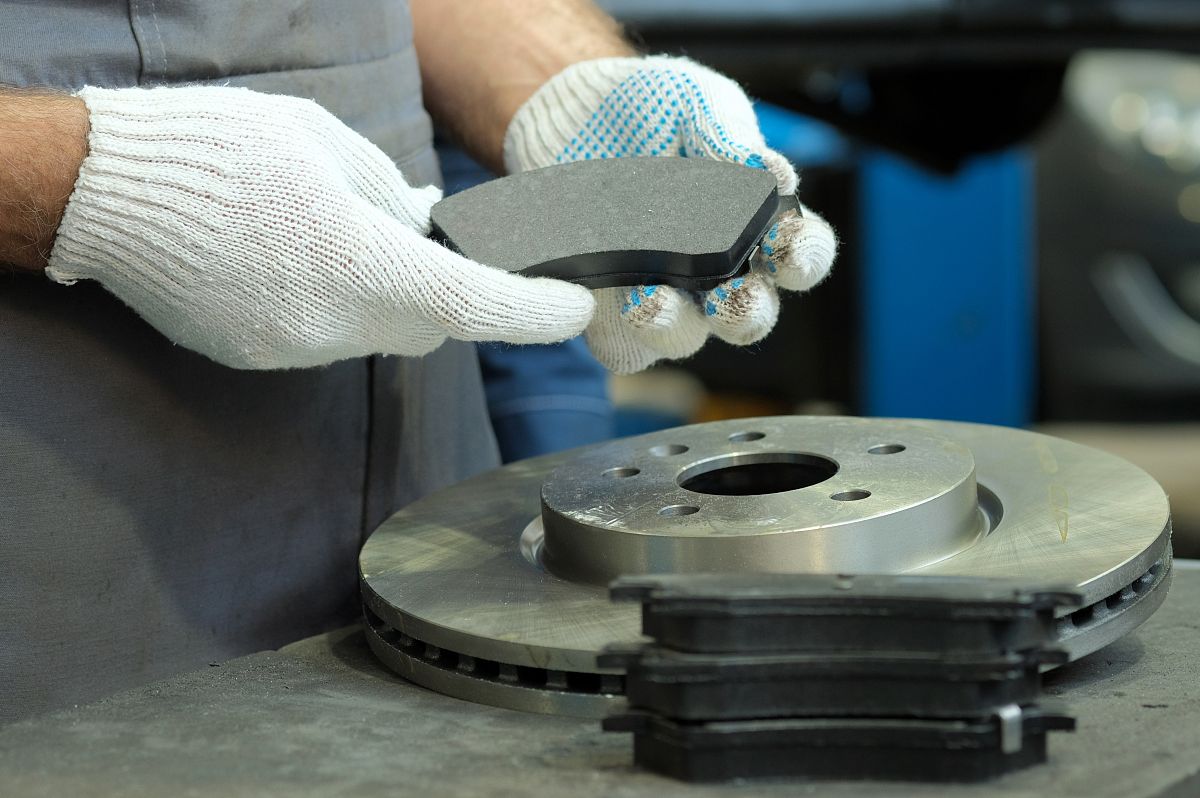 轴承保持架变形原因分析及防护建议