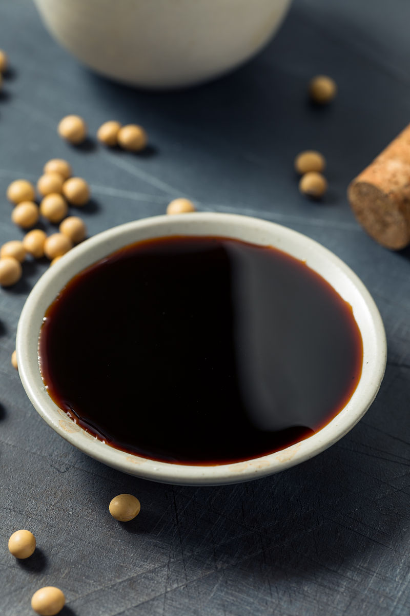 什么时候放酱油？炒菜技巧大揭秘！