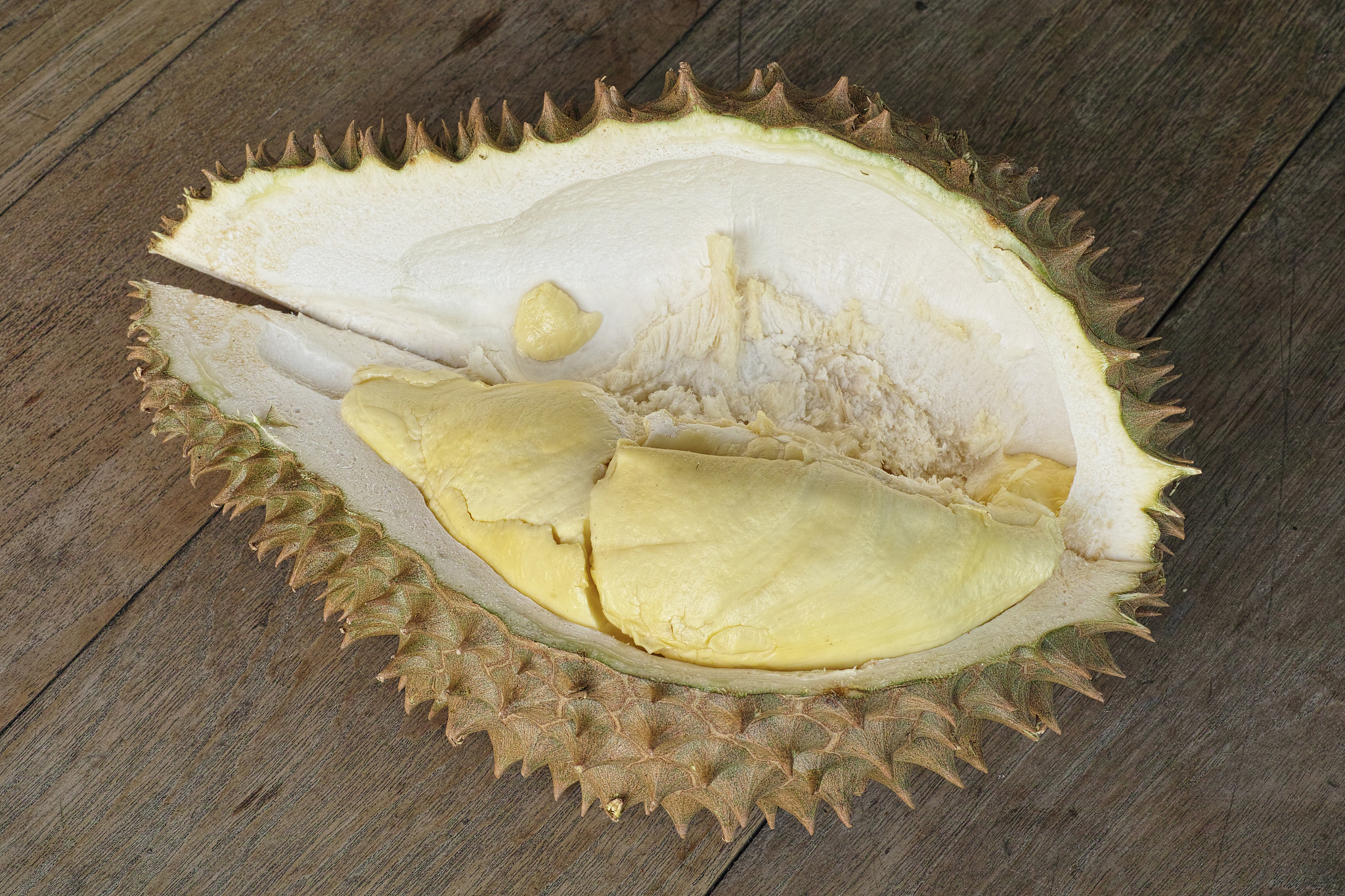 榴莲上的黄色粉末：成分、营养、食用安全与价值