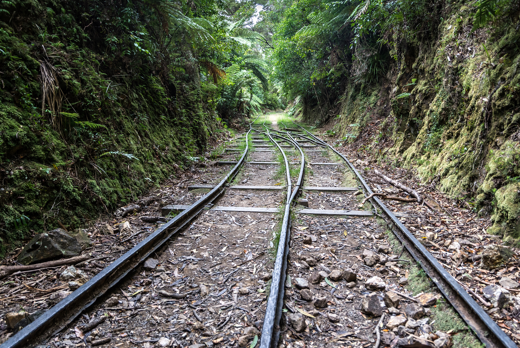 贵阳铁路学校就业方向介绍 - 铁路、城市轨道交通、物流人才培养基地