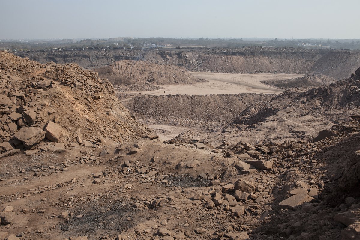 黄土高原炼油厂区重金属污染：铁含量最高