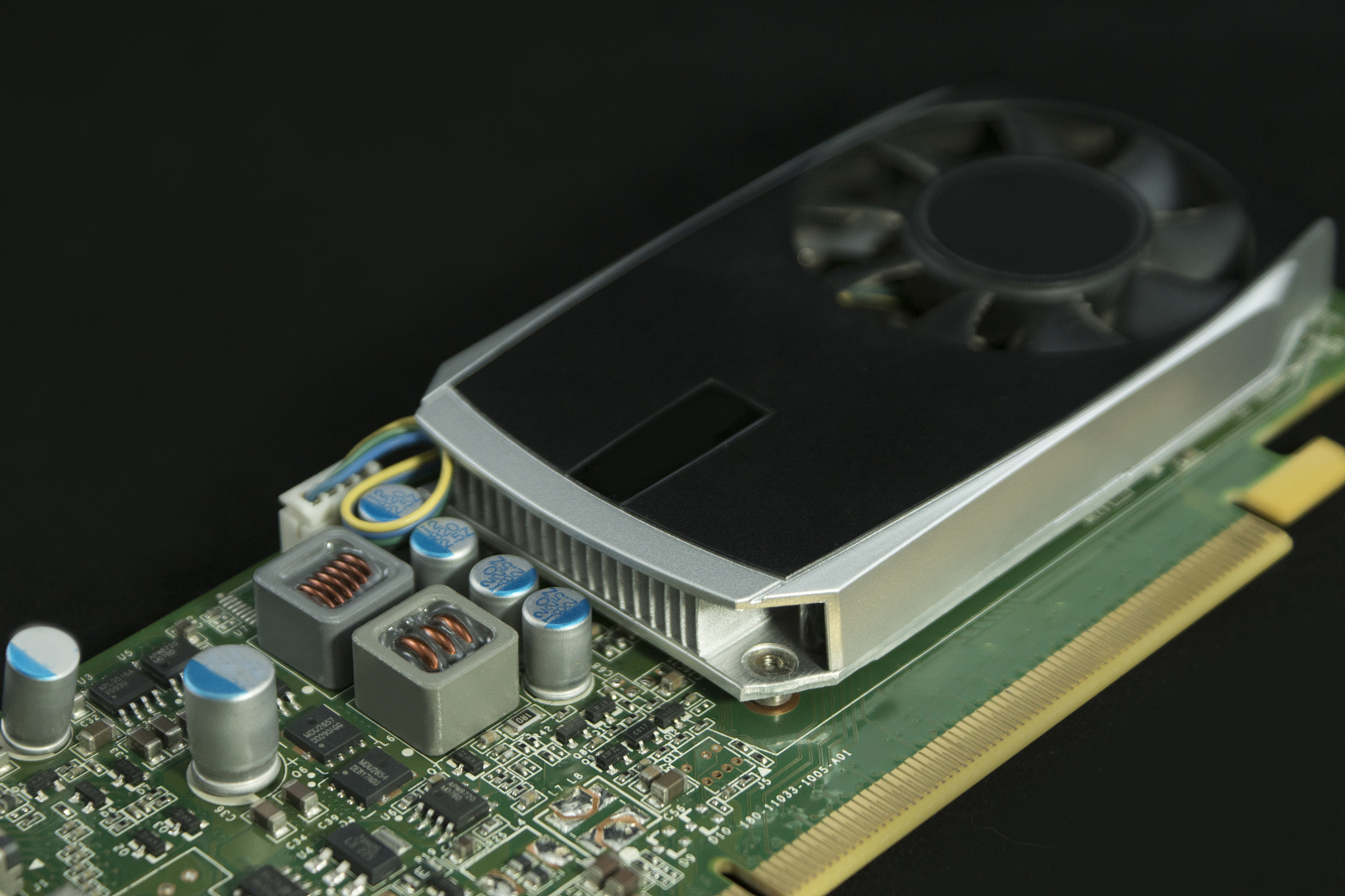 集成显卡与独立显卡组合使用：提升性能、节能、延长寿命