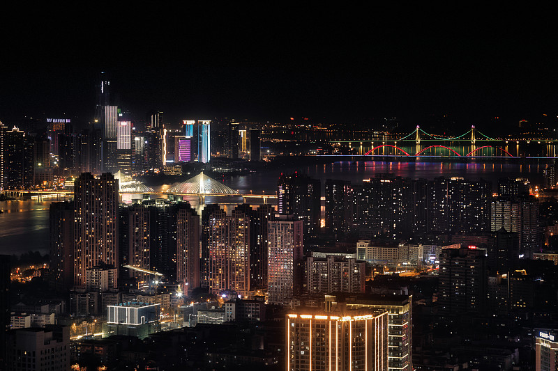 长沙高中生可以转读中专吗？一年后就能转！