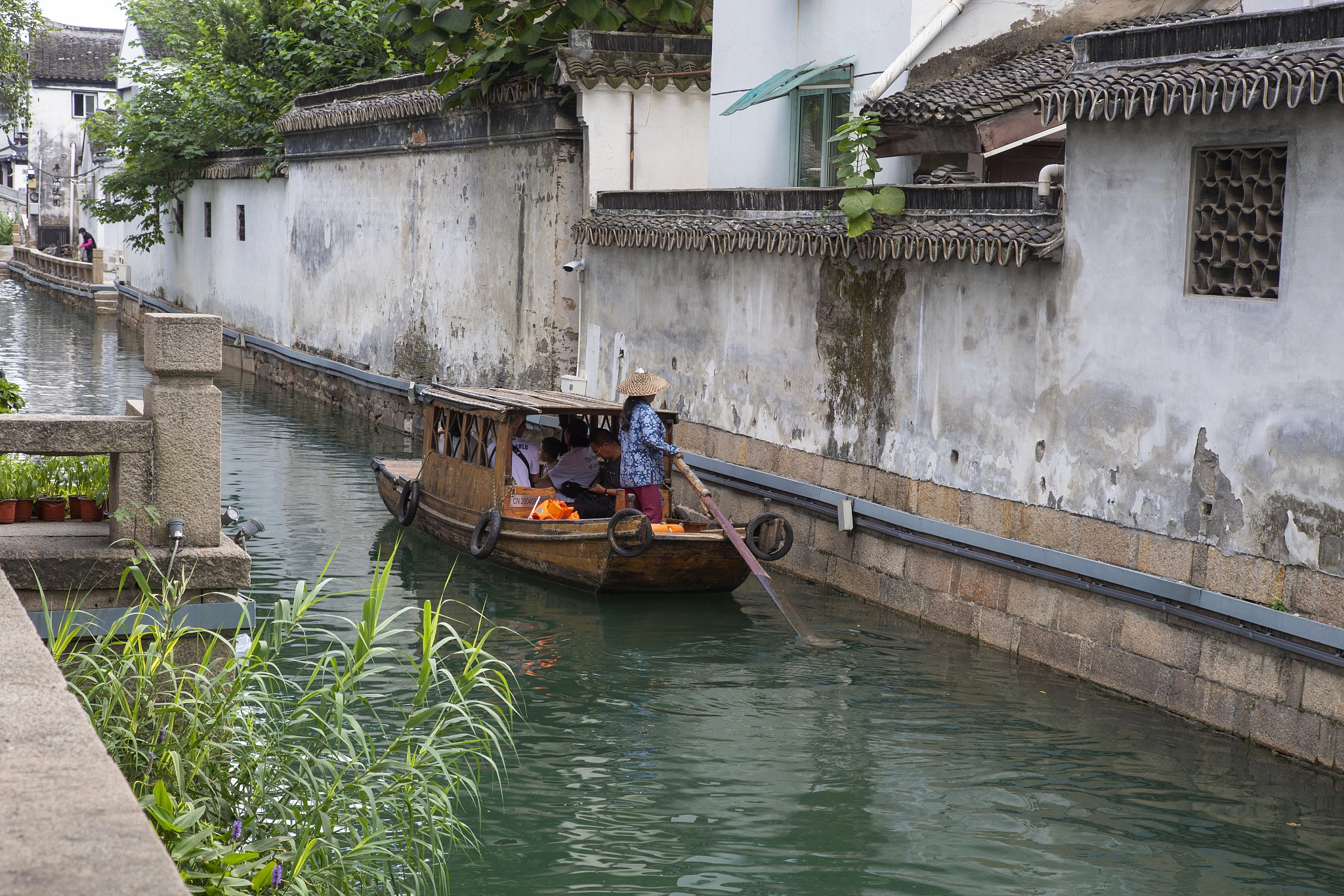 江南水乡夏日之旅：清凉与快乐