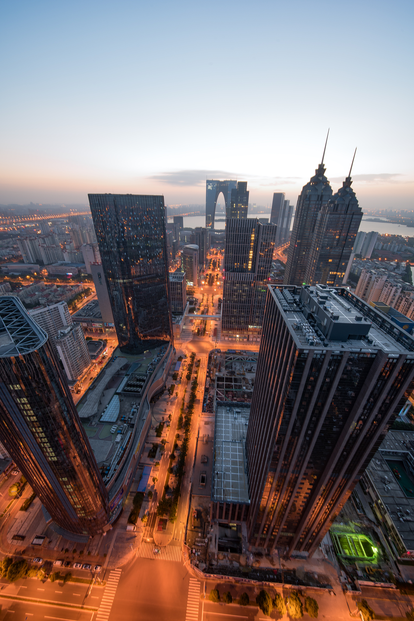 2022年甘肃东方工业中等专业学校报考指南 - 报考指南、招生计划、就业前景