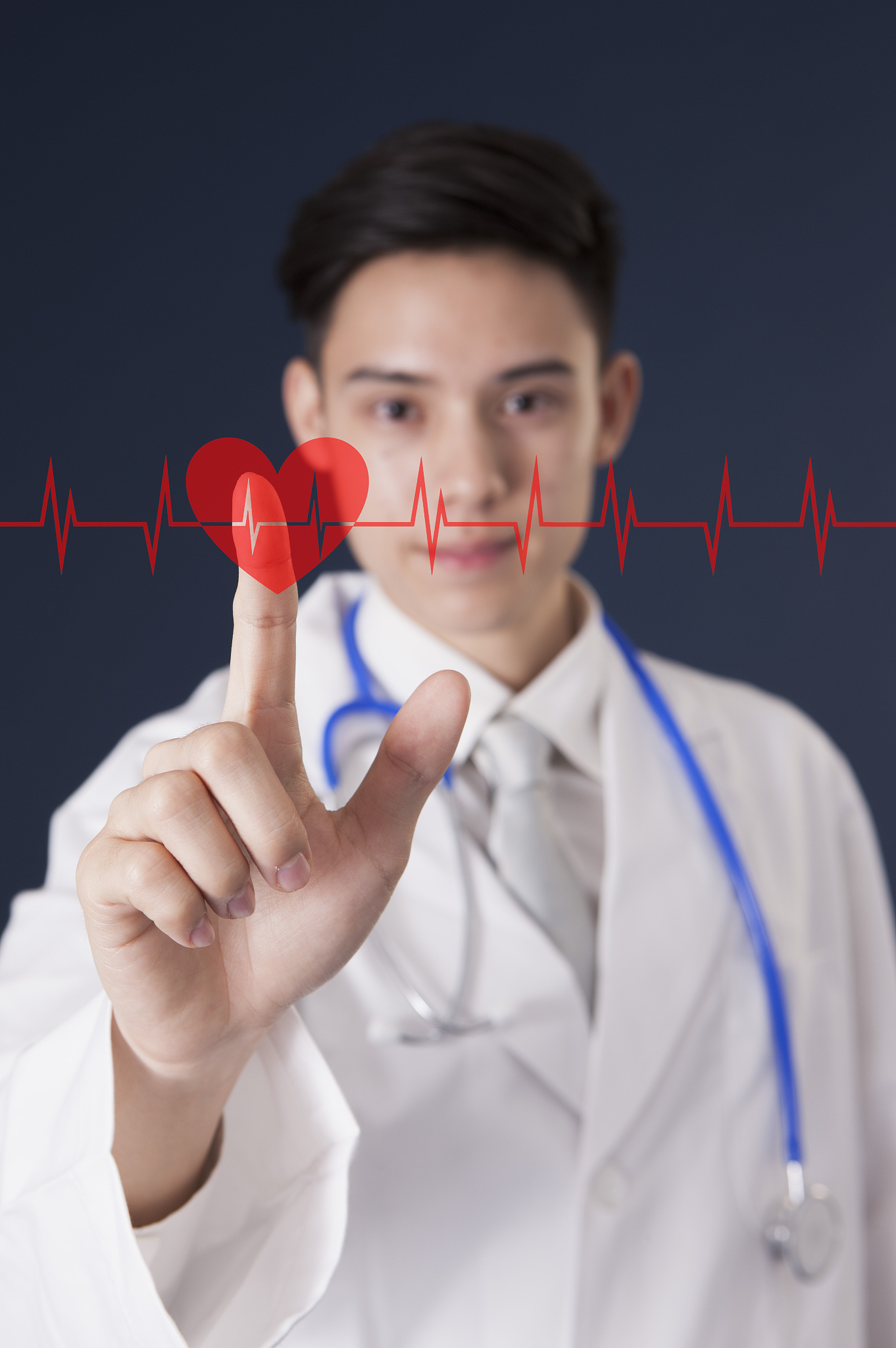 男性乳房发育：谨慎对待，寻求专业帮助