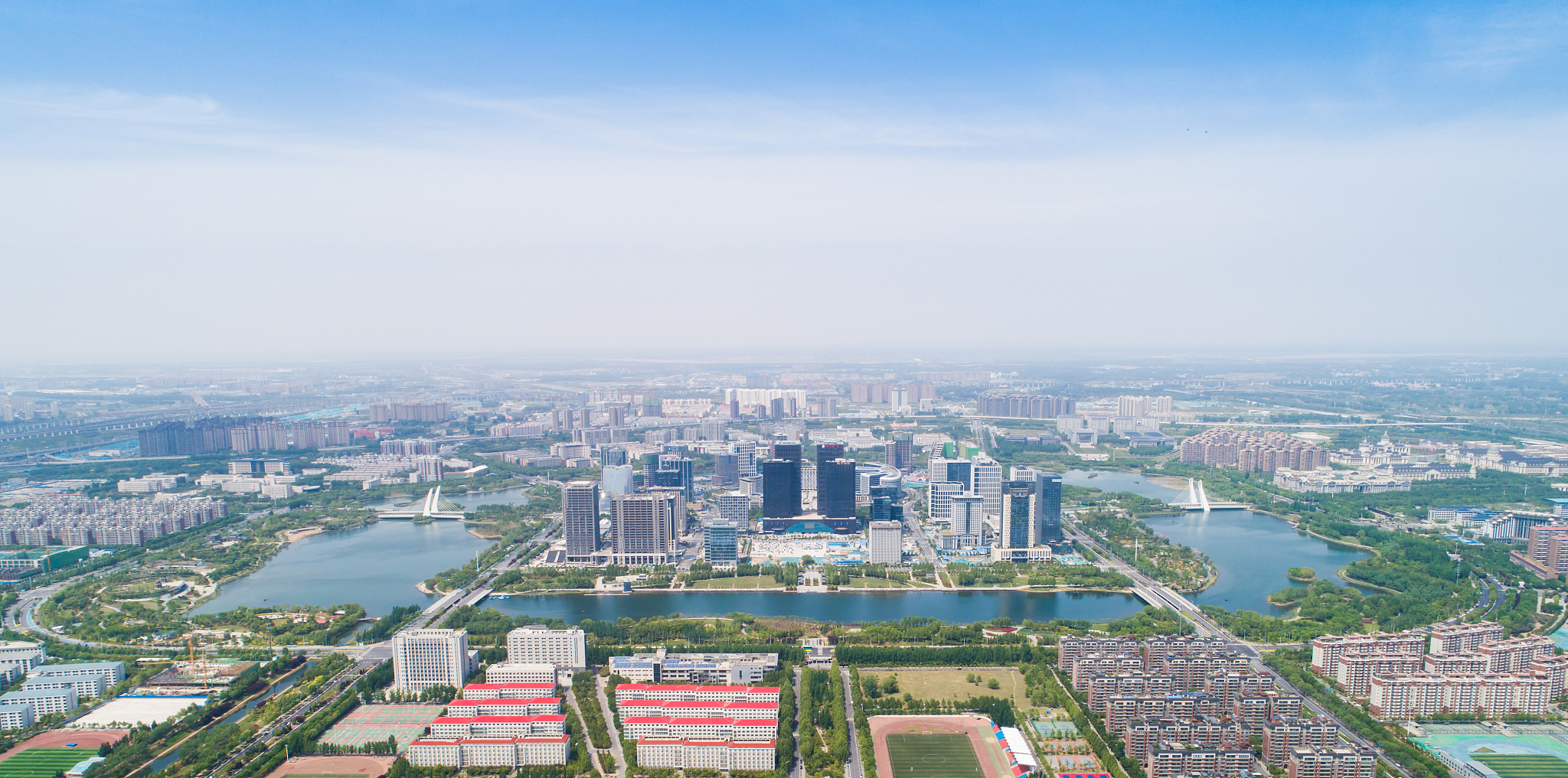航拍河南郑州龙子湖大学城