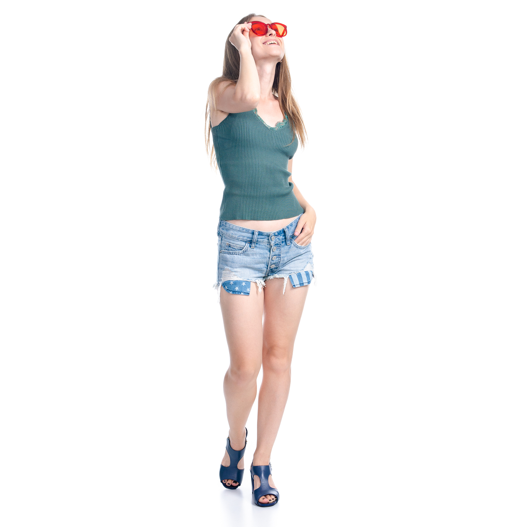 用英语重写标题 SHEWIN Womens Casual Drawstring Elastic Waist Summer Frayed Tencel Shorts with Pockets