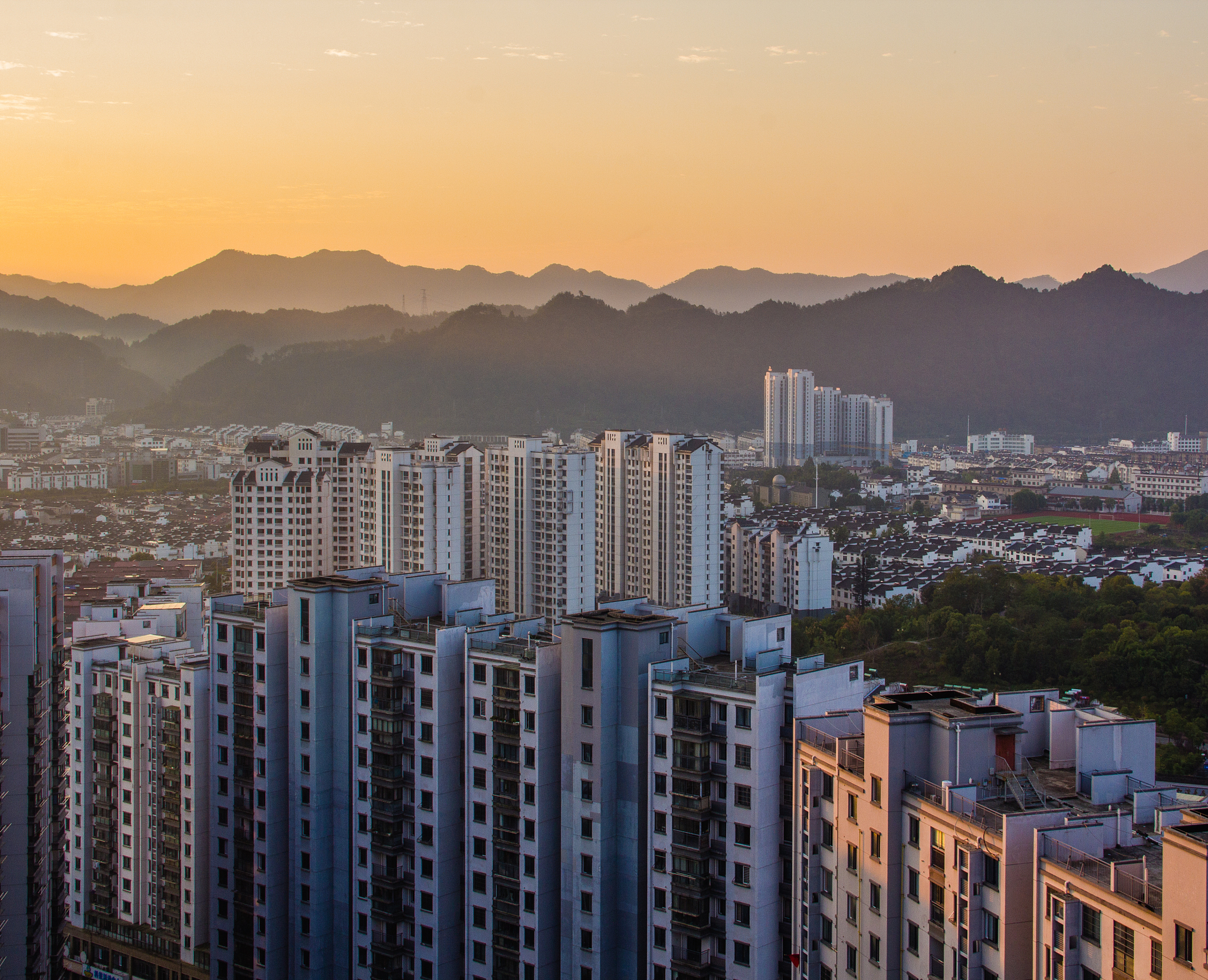 城市初晓