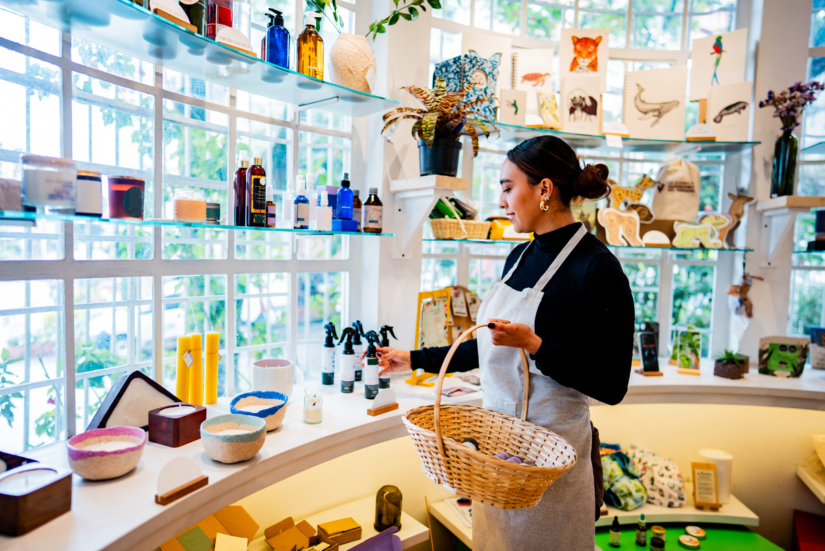 妈妈的小店：温暖与付出