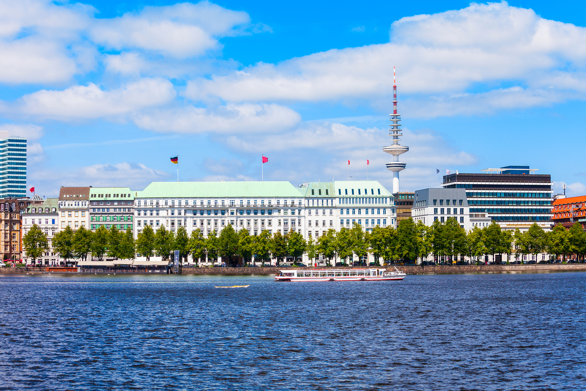 alster fountains in hamburg, germany