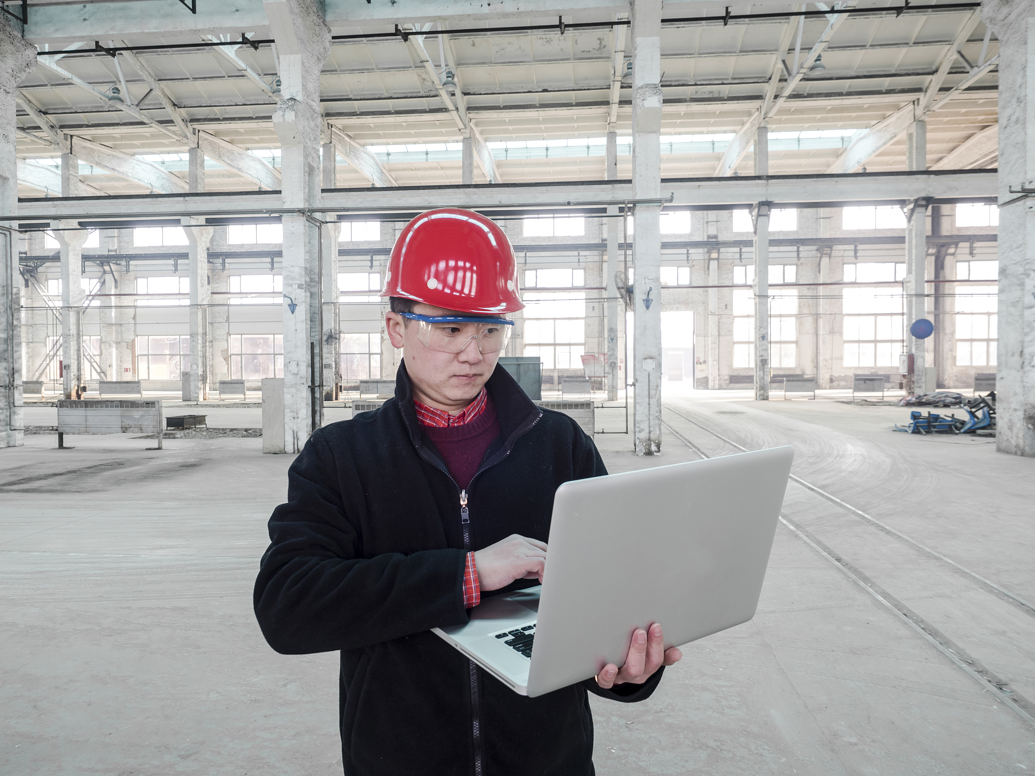 我在天津四方建筑有限公司进行了10天的实习专业是建筑环境与能源应用工程第一天刚到公司第二天继续工作第三天还是工作写一篇第八天400字的实习日志