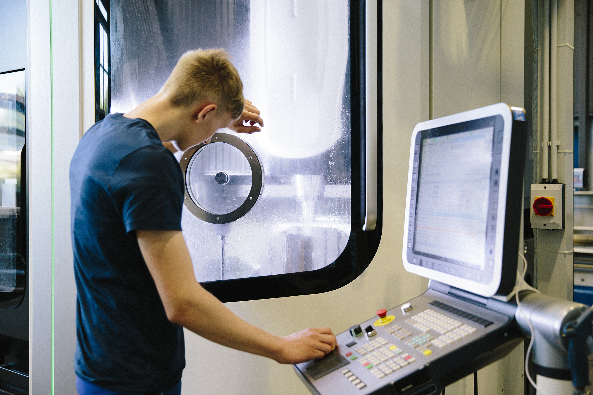 西安理工科技学院数控加工专业报考条件：入学要求及未来发展