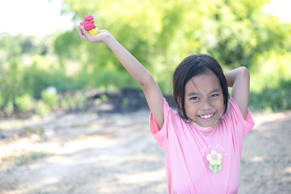 孩子的天真可爱：带给你无限快乐和活力