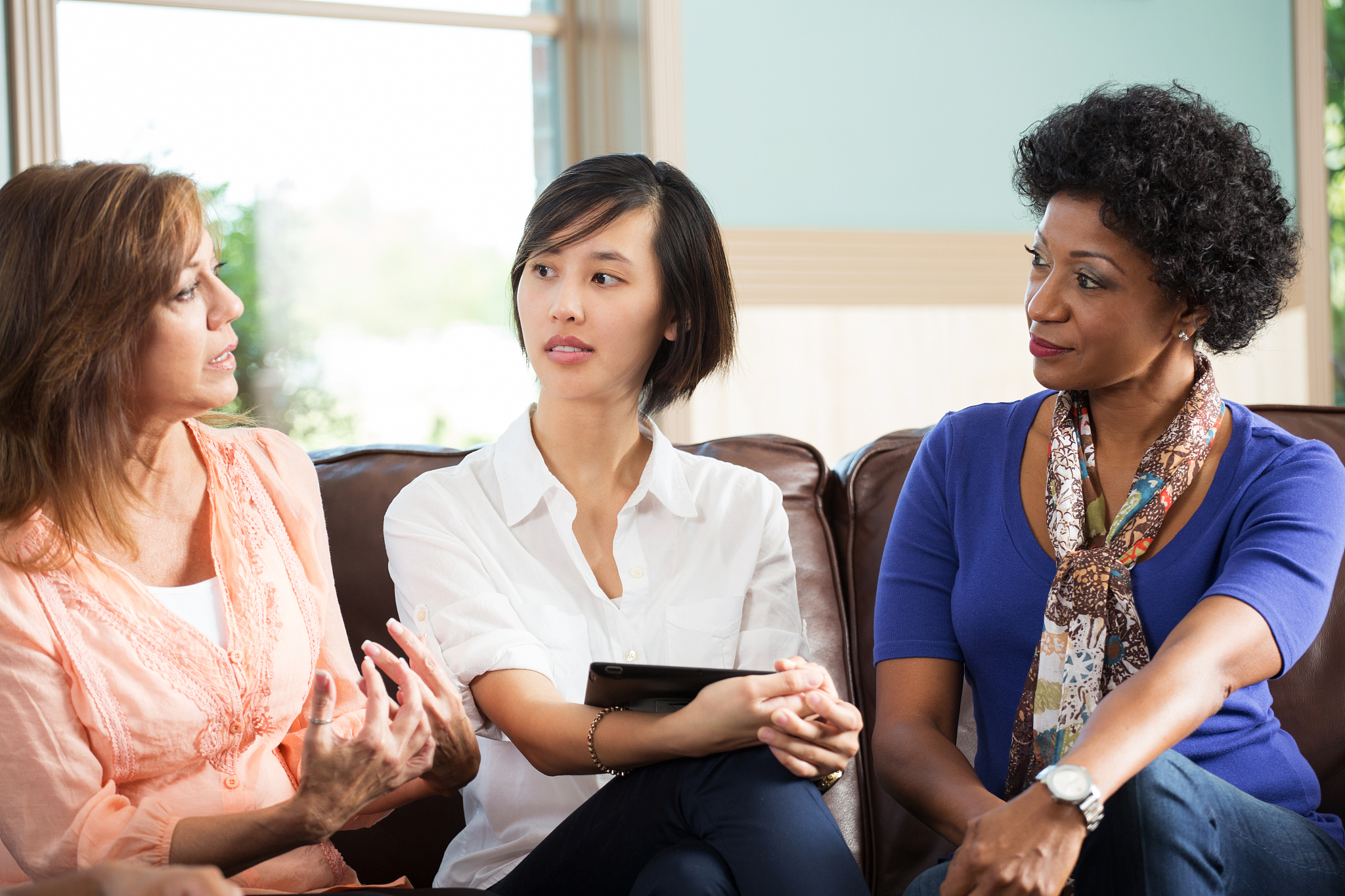 朋友之间感情的美的实践