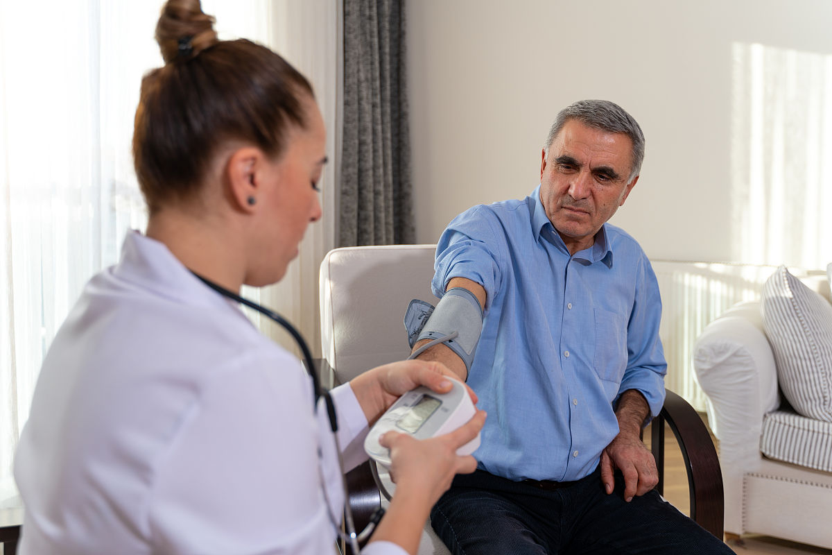 肾 个别入球小动脉灶性透明变性 可以恢复吗