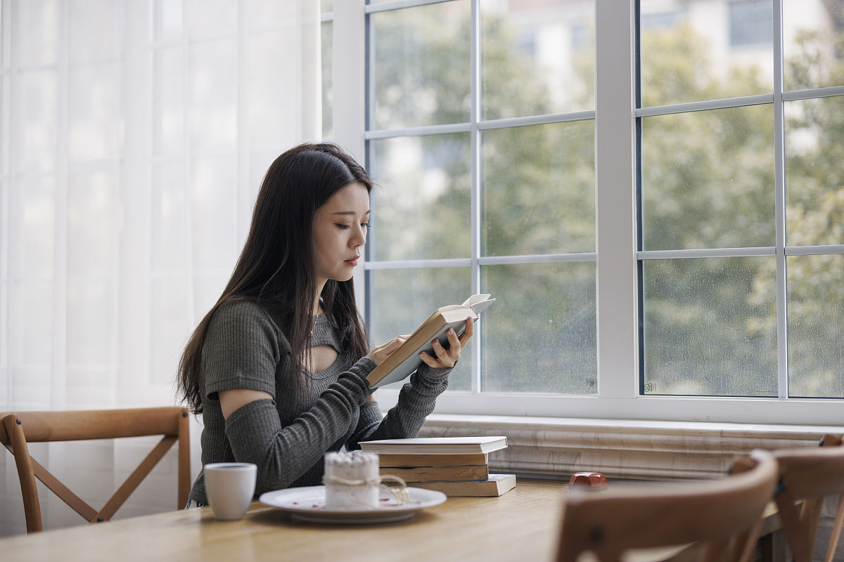 暑假阅读：整本书阅读培养阅读习惯与思维能力的有效途径