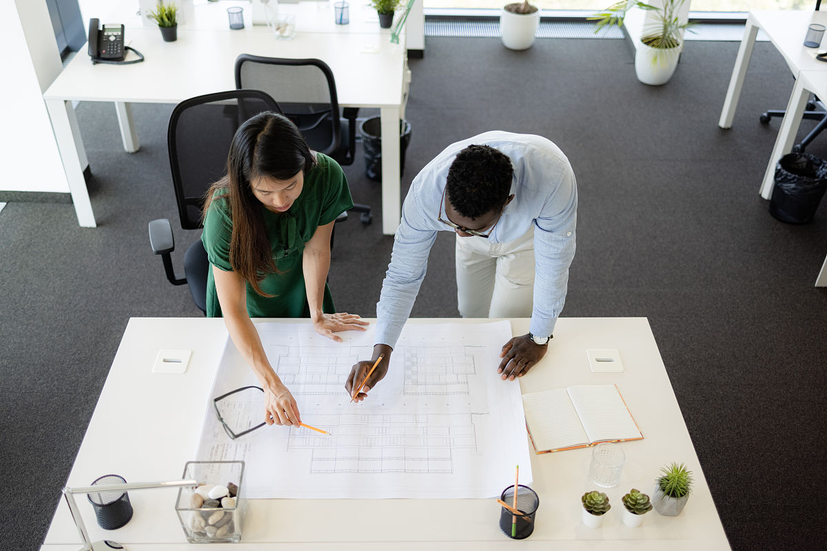 陕西晟伟工贸有限公司办公室实习生：收发办文件工作经验分享