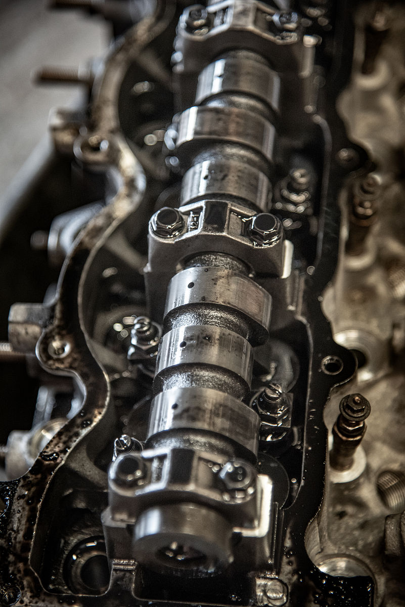 奥迪A4L二代EA888链条断裂如何判断气门问题