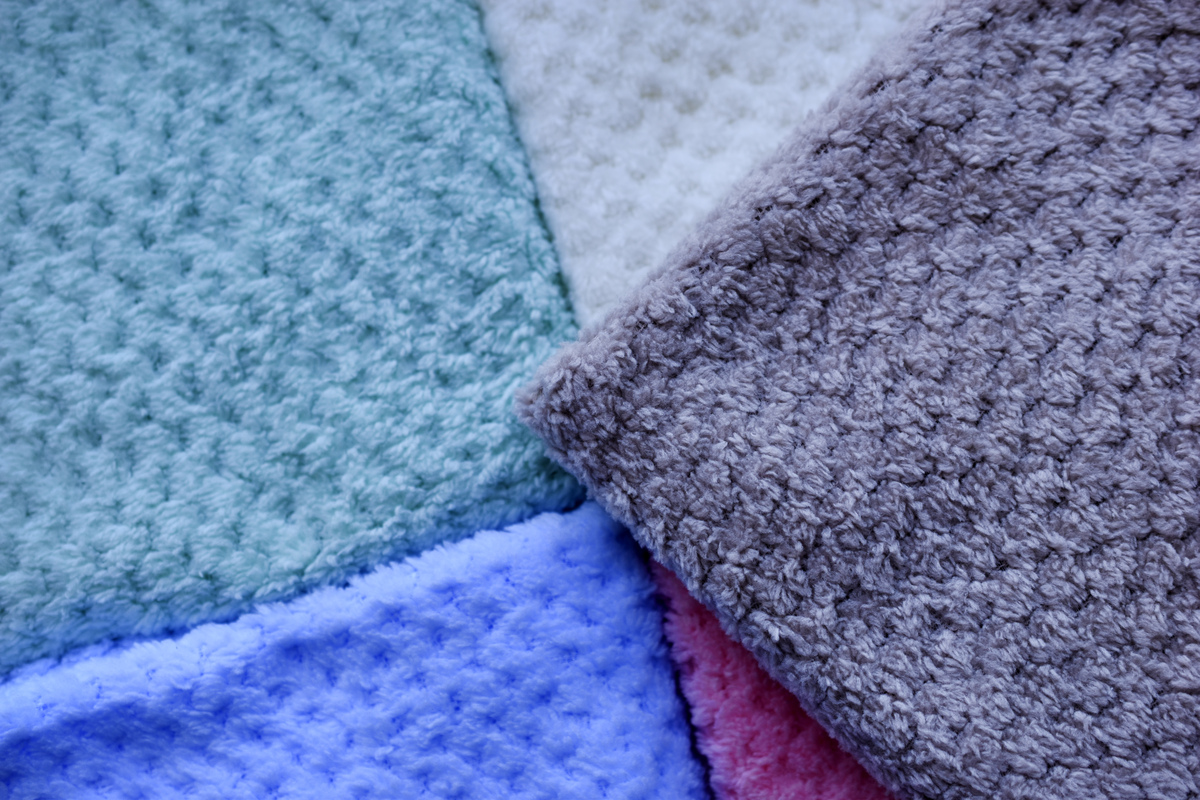 灯芯绒面料的5大特点：保暖、舒适、耐用、多彩、高贵