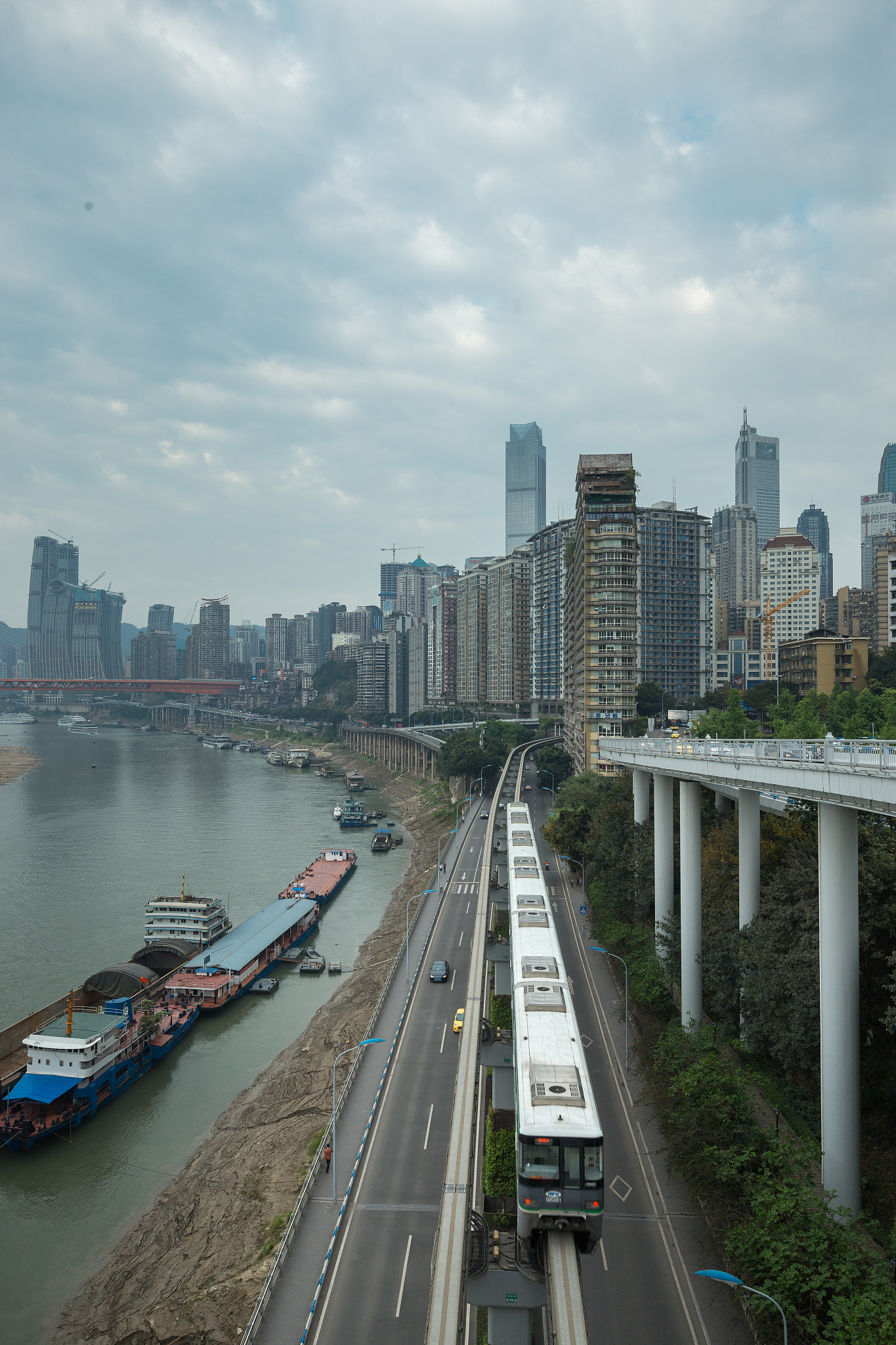 重庆轨道交通专业学校哪个好？如何选择优质机构？