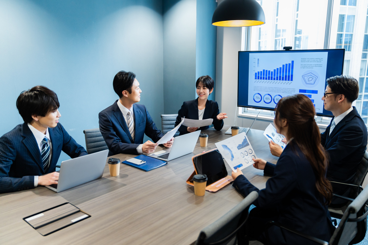 商务英语主干课程：学习核心课程提升商务英语水平