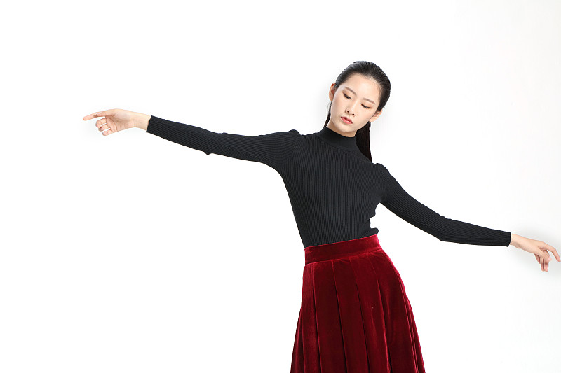 一般熟的人和我发好像我每向你走一步你都会往后退一步这句话我该怎么优雅回击