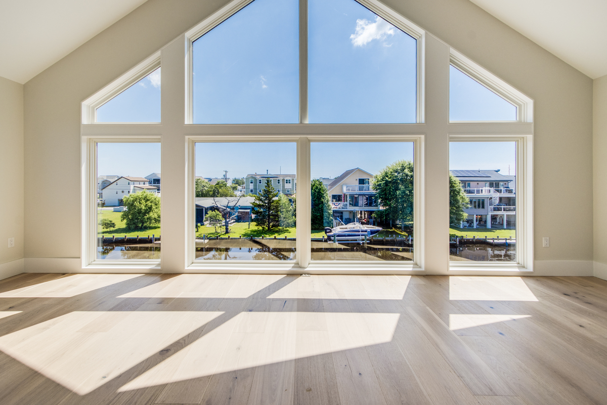 假定你是一个专做门窗生意的公司你的公司名字叫大启系统门窗现在你需要一个有针对性的公司宣传语你会怎么写