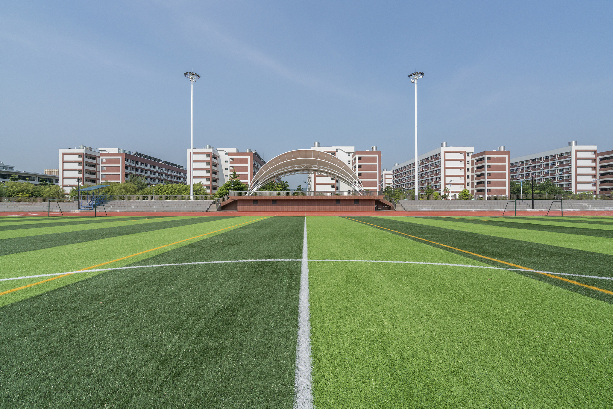 西秀区高级职业技术中学校园环境介绍图片