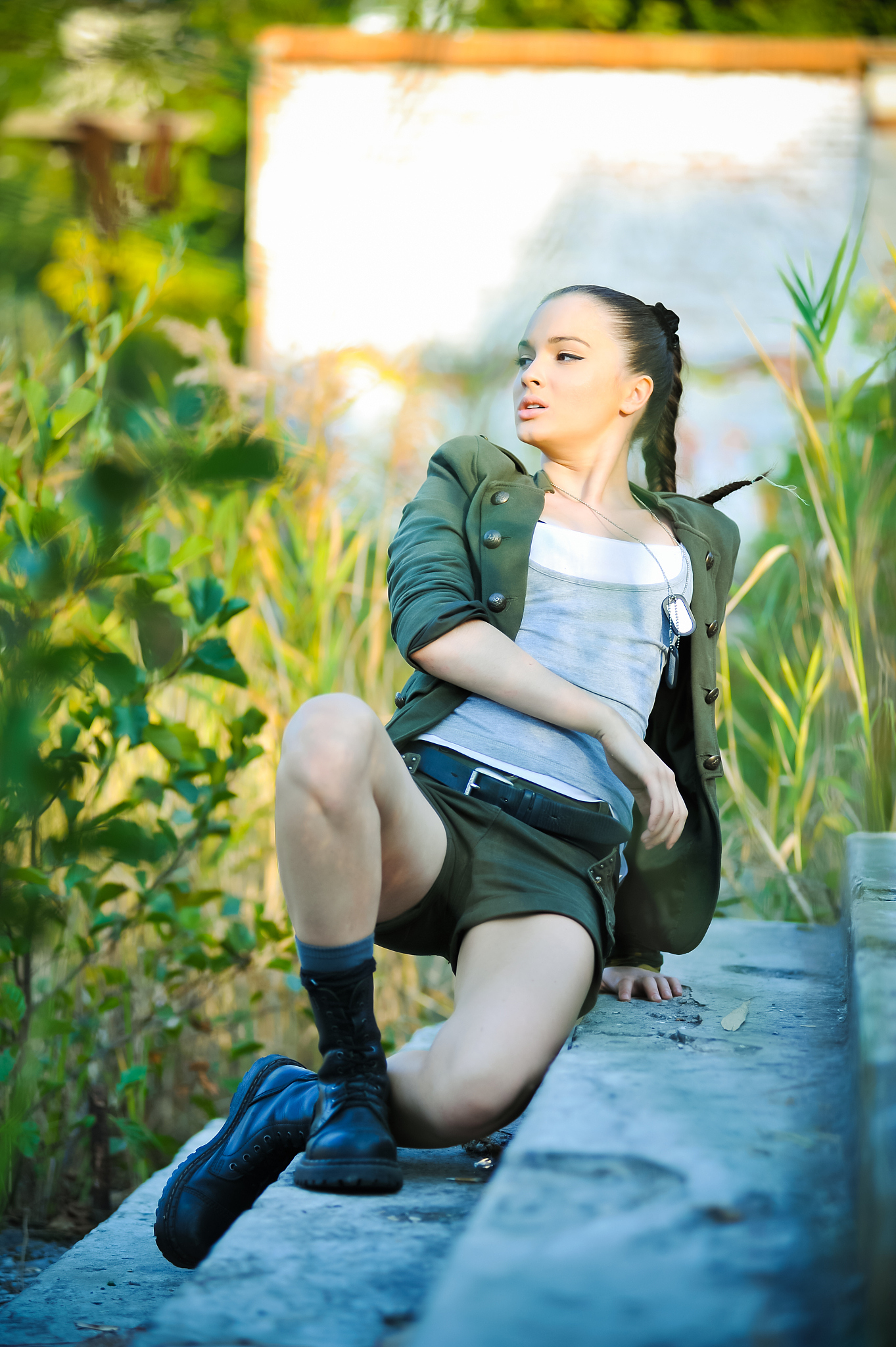 《古墓丽影：地下世界》代表了探索游戏玩法的新进步。随着无所畏惧的冒险家劳拉·克劳馥Lara Croft探索世界各地的异国情调每个地点的设计都非常注重细节从而产生了令人叹为观止的高清视觉保真度创造了一个真正可信的世界并提供了一个新的水平。重新表述以上内容