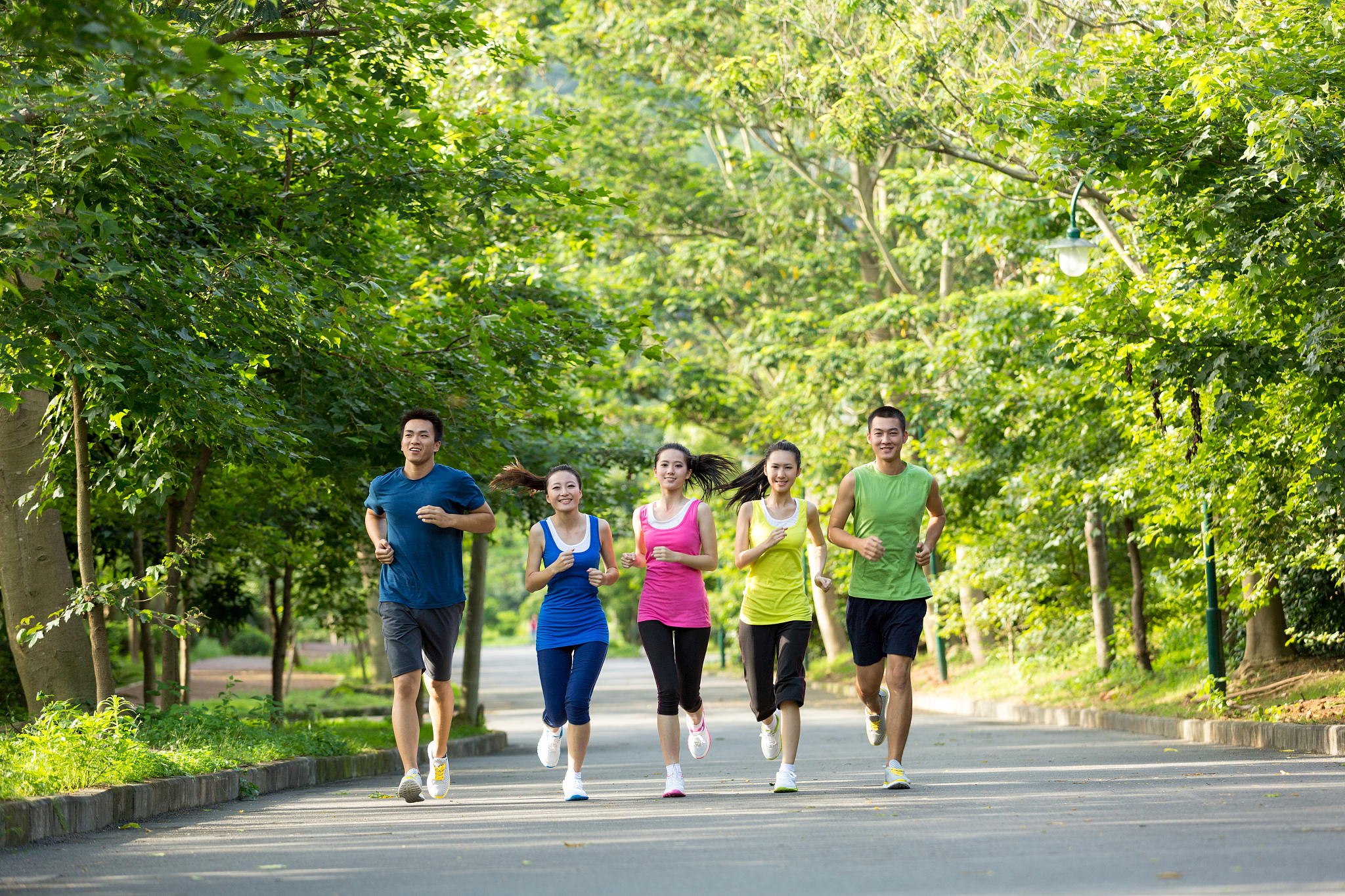 请帮我写1篇600字博客文章主题是：晨练的好处