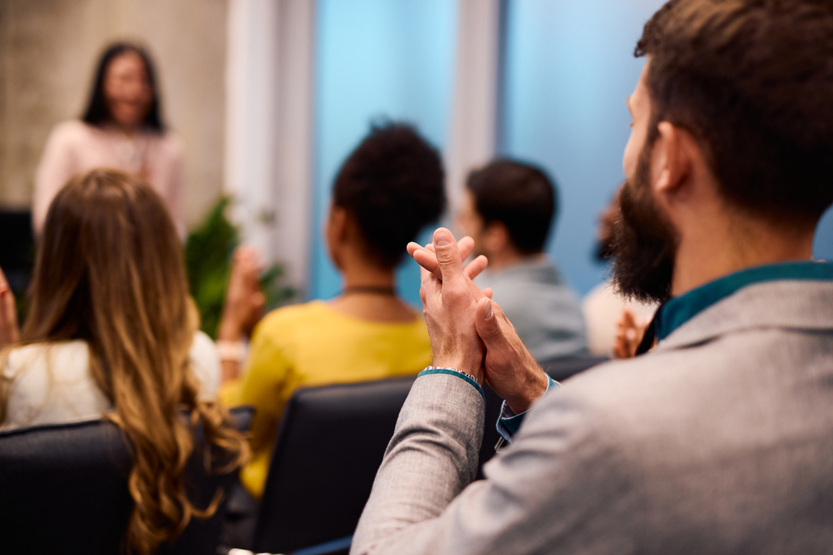 如何结交新朋友