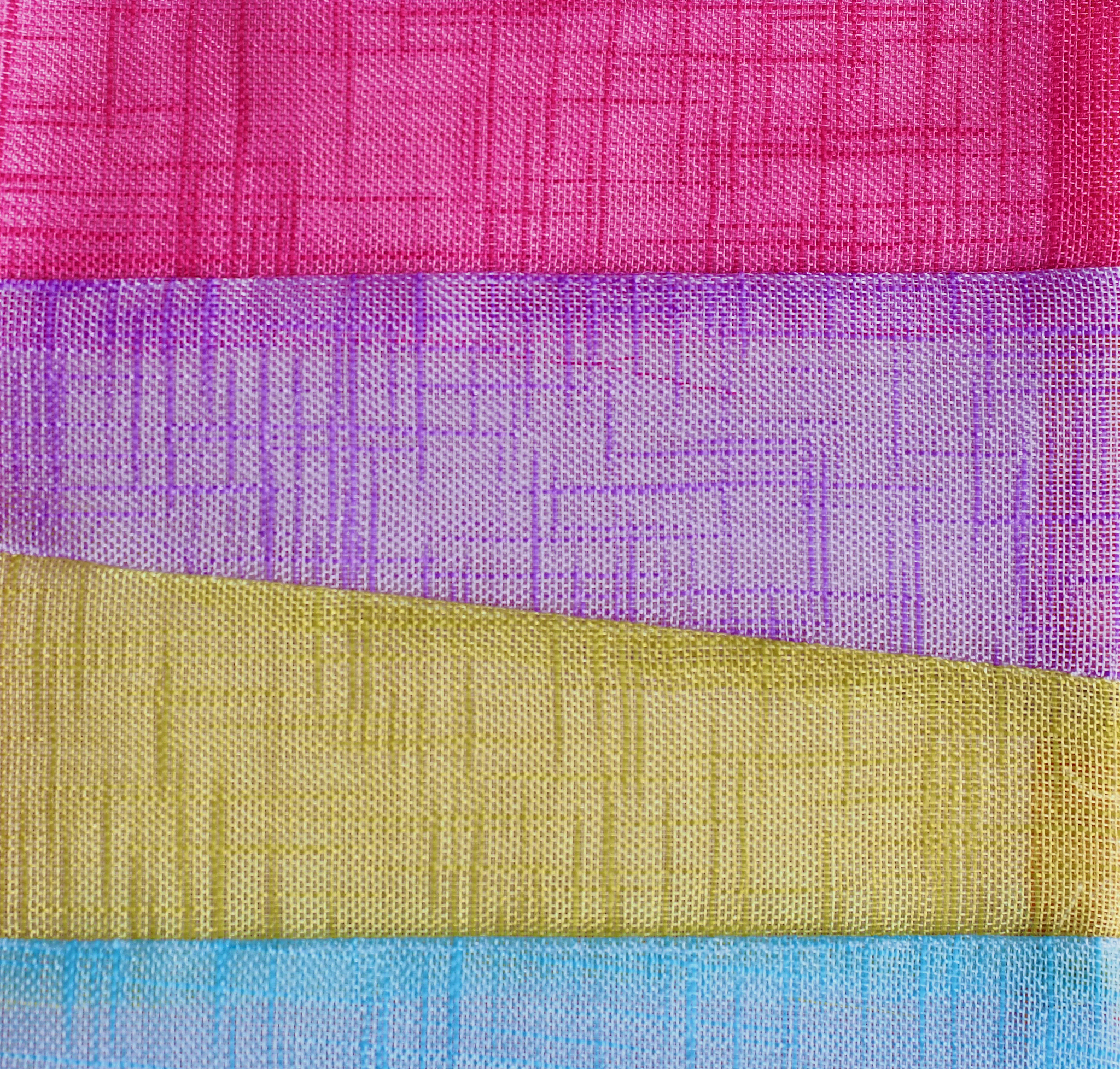 翻译： a Colorful ACEL fabric weaved with long ﬂexible ACEL ﬁbers b Schematic model of different view angles around the colorful ﬁber-bundle comprising parallel stacked three ACEL ﬁbers c CIE chromaticit