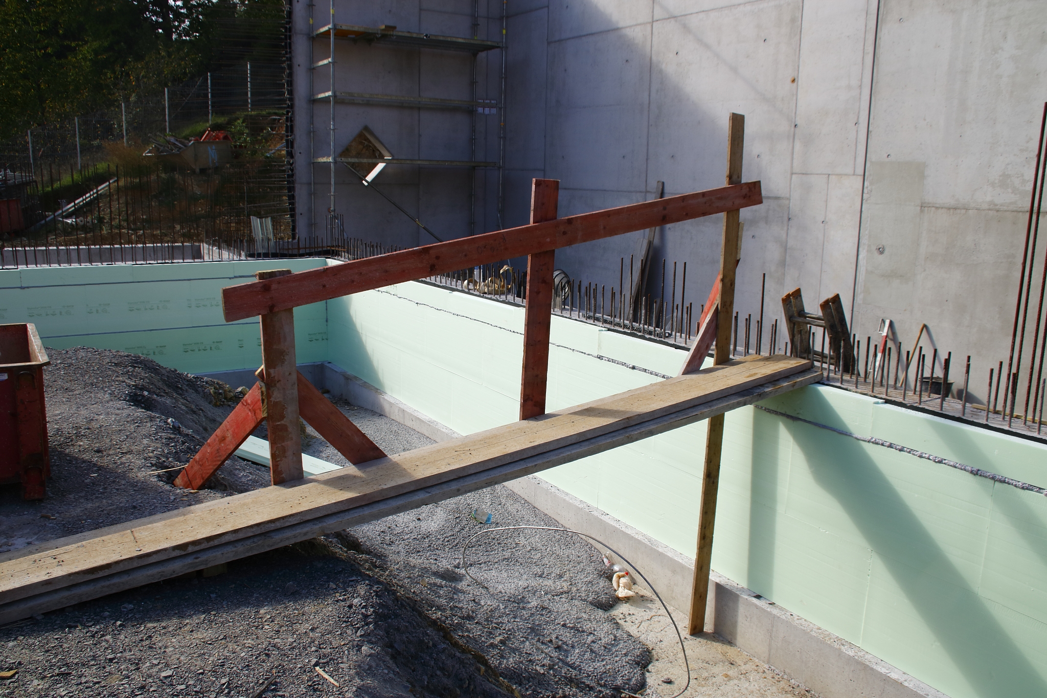 湖北省工业建筑学校招生简章：分数线、条件及对象