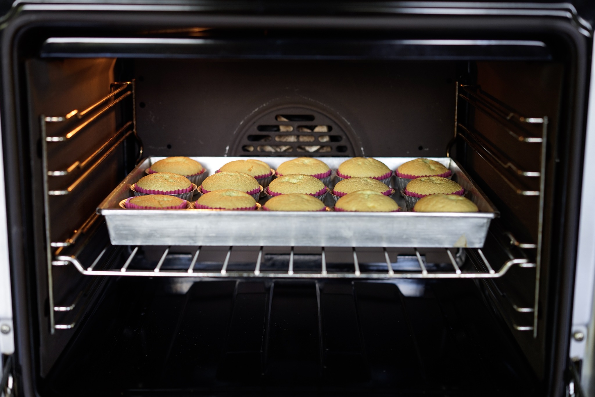 食堂商用烤箱的功能