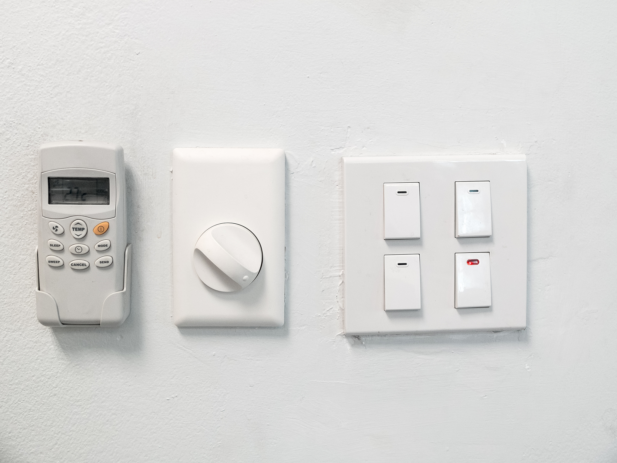 2台20P和7台10P空调用电缆计算：50平方电缆和225A总开关是否合适？