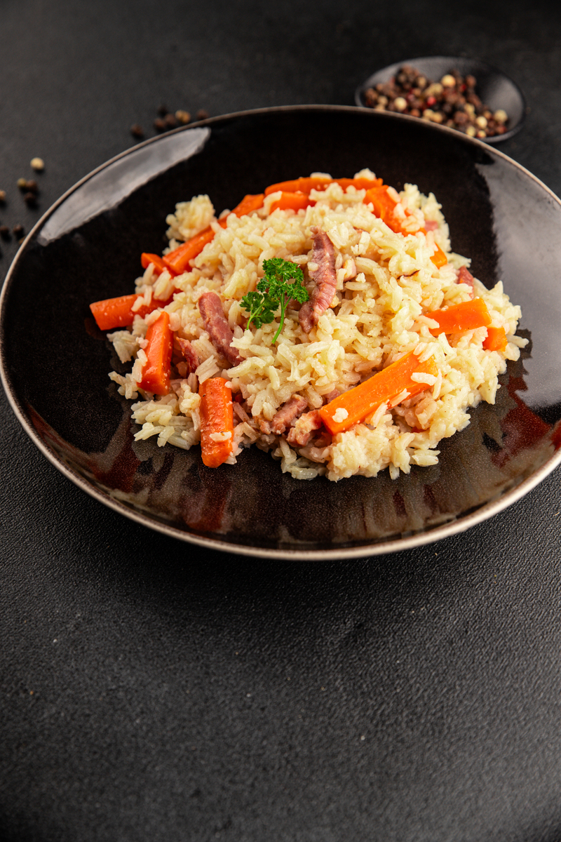 炒河粉的热量有多高100g大概在多少