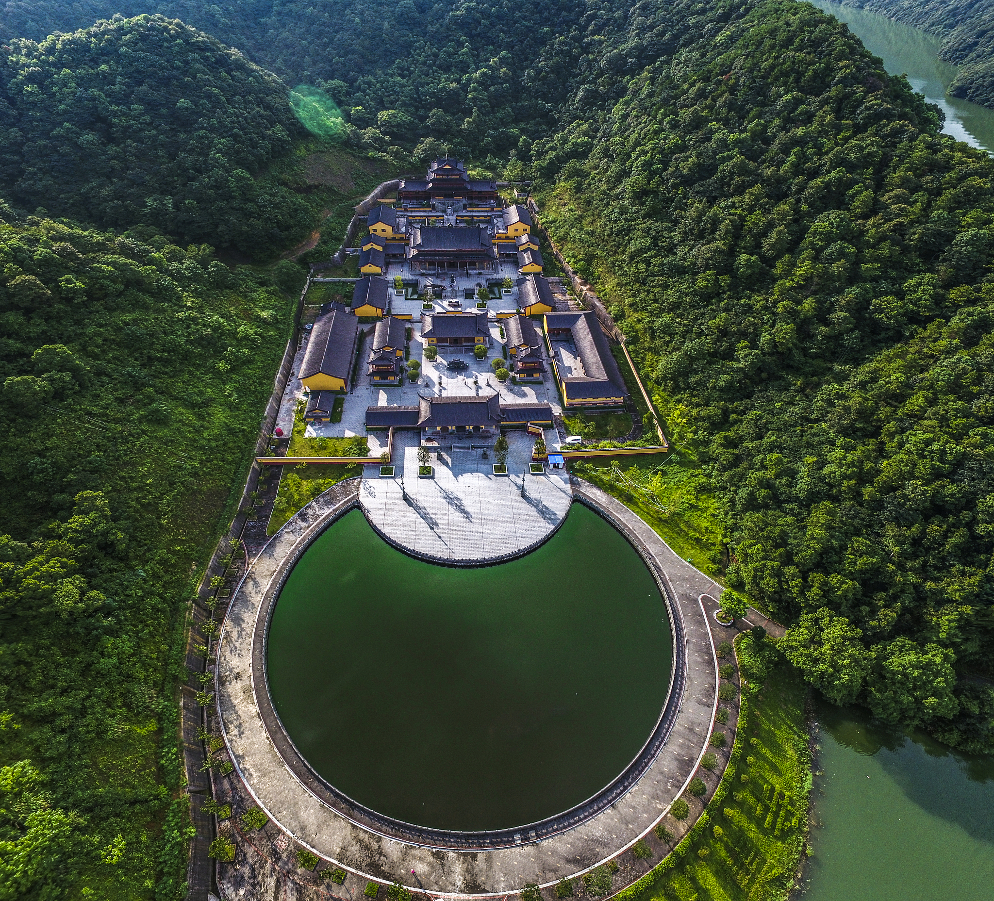 文旅融合背景下承德避暑山庄旅游发展现状及对策研究论文选题的依据