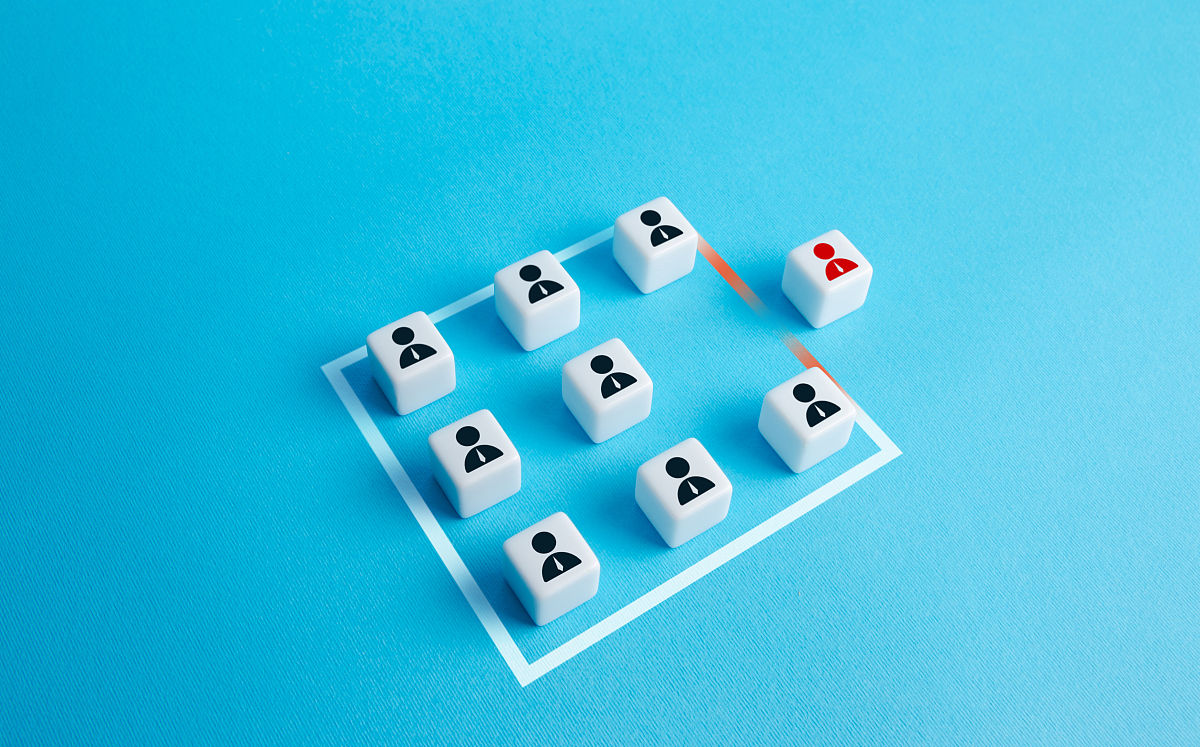 中国会计准则与国际准则：可验证性差异探究