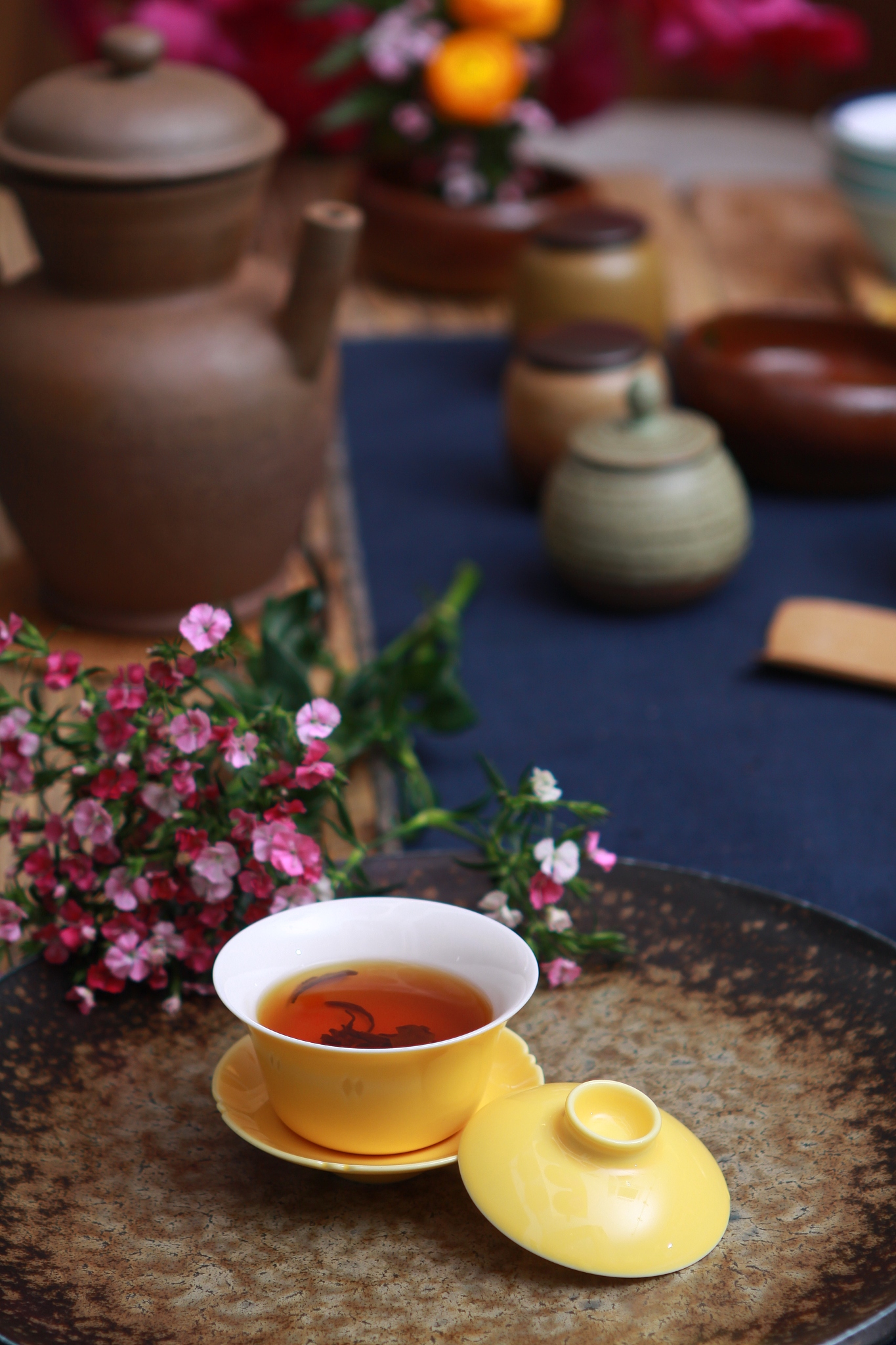 华莱十两茶品鉴指南：步骤、技巧及最佳体验