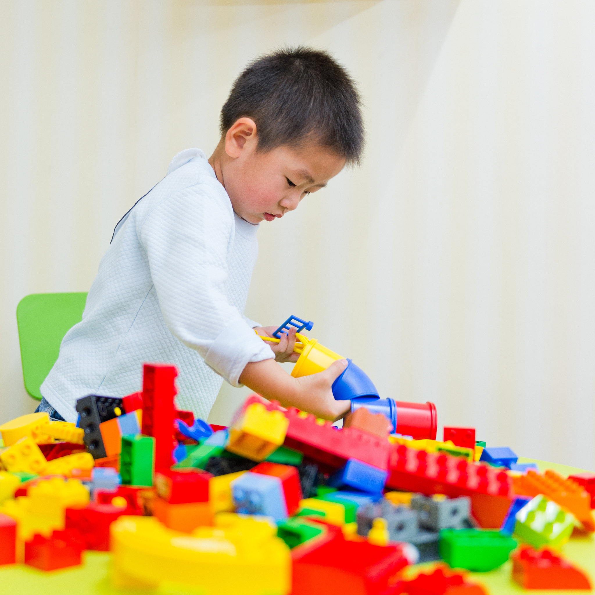 为什么小学生要学习乐高？益智玩具的四大价值