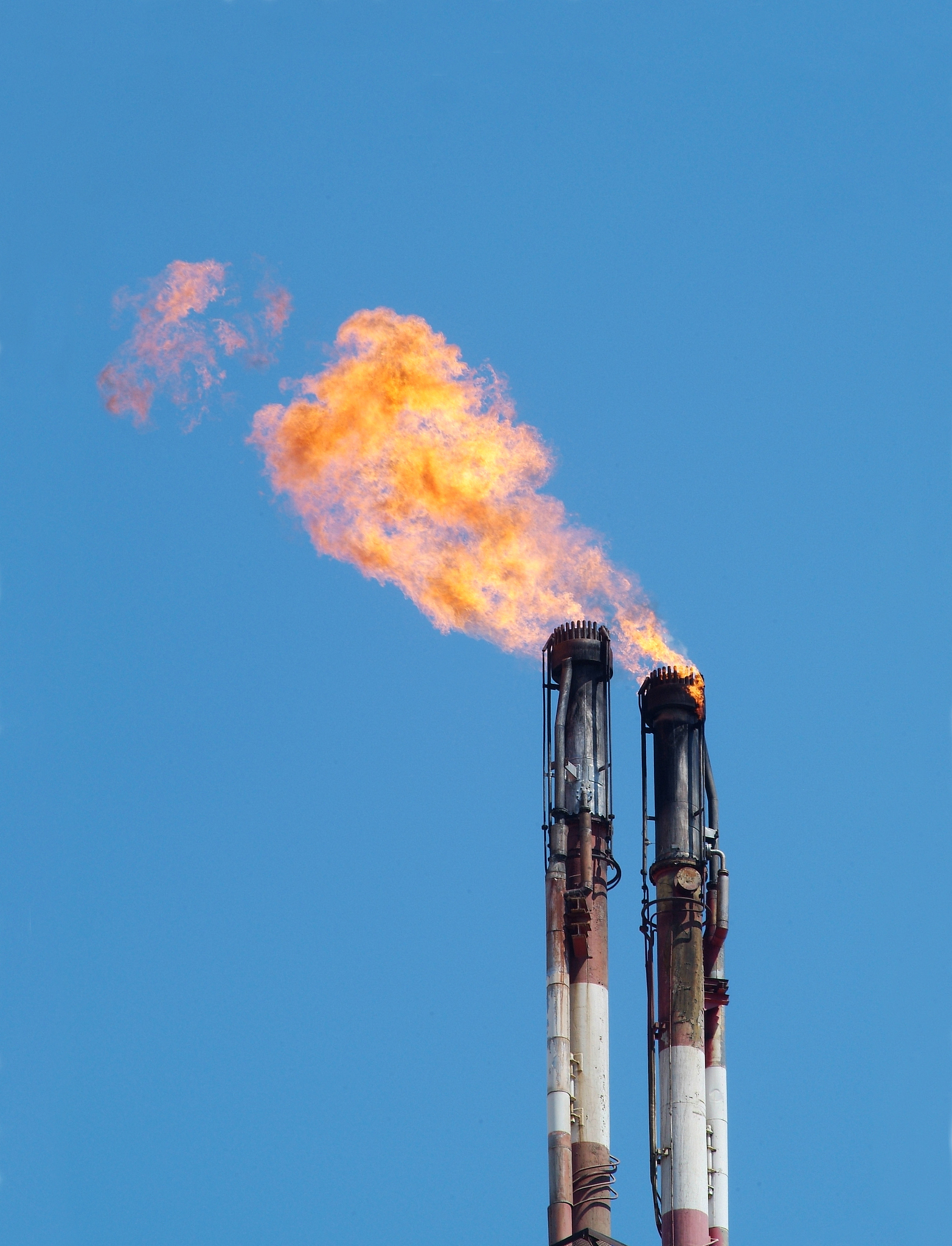 化学与能源：从柴草到新能源的演变