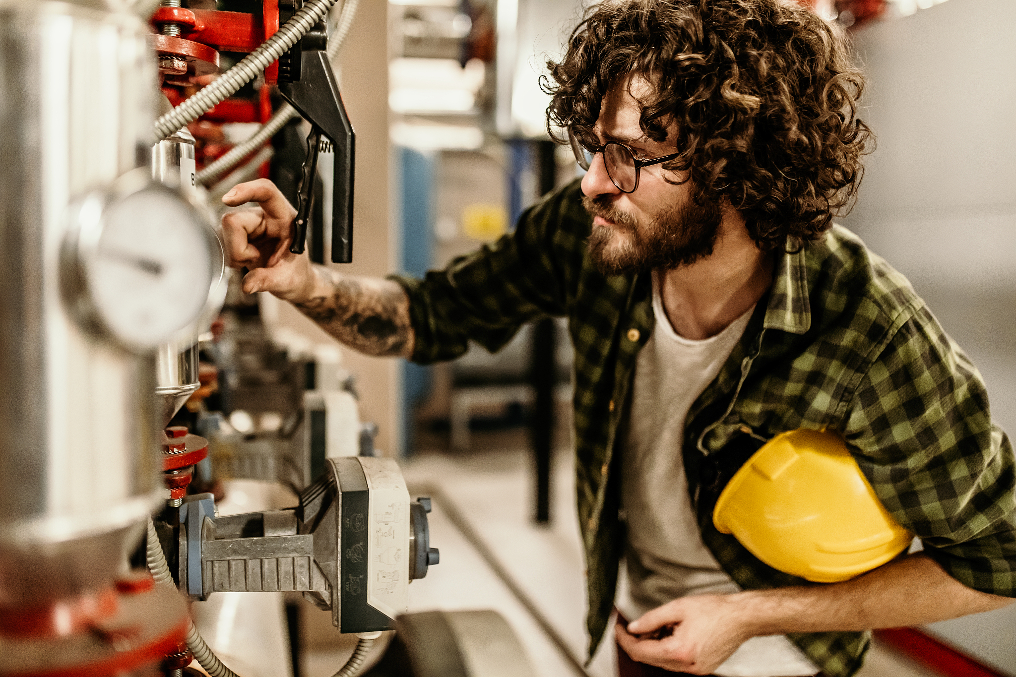 合肥通用技术学校招生专业解析：机械、电气、计算机、建筑等