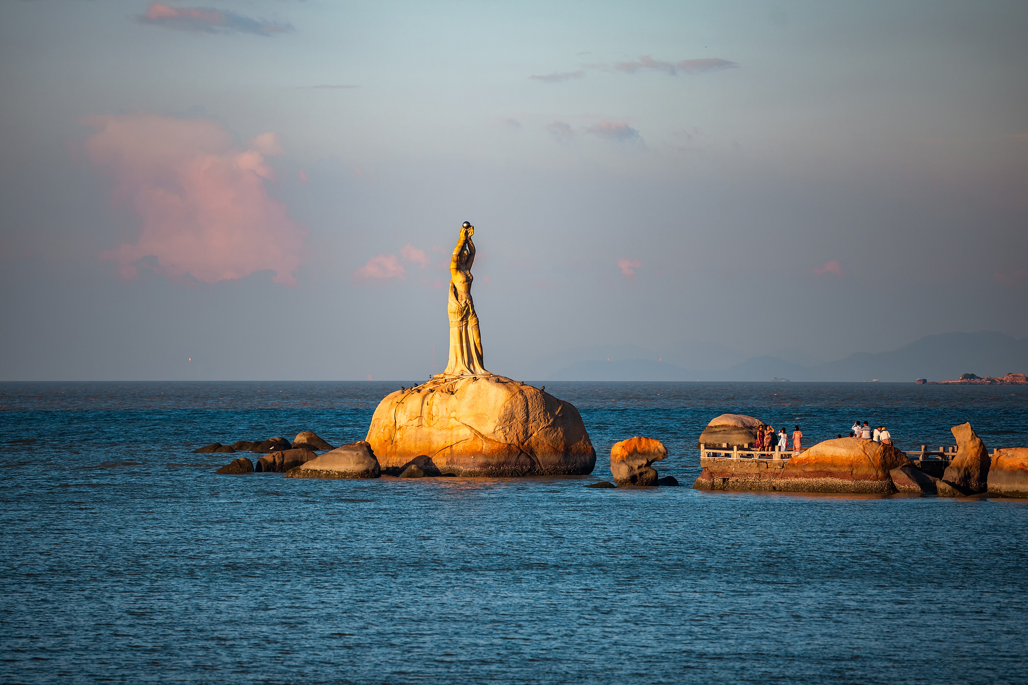 请650字的博客文章主题是：珠海有什么好玩的地方