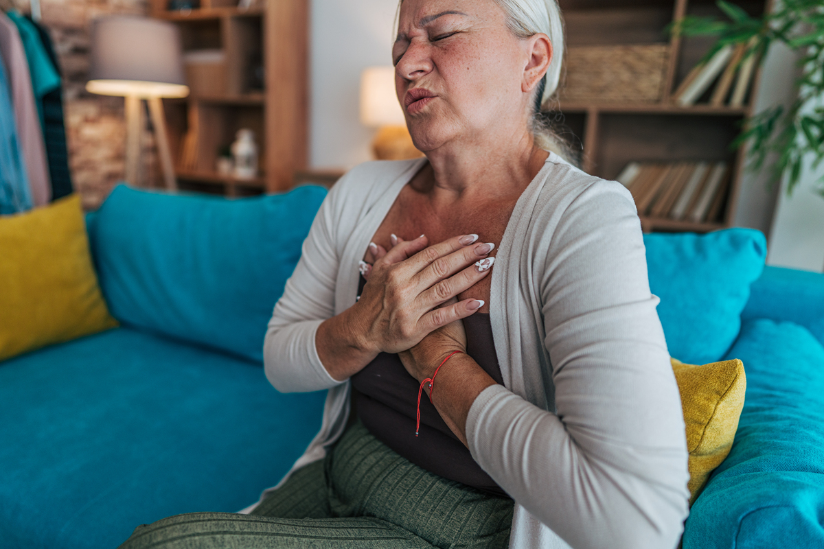 咳嗽、呼吸困难10天，76岁女性疑似心力衰竭？