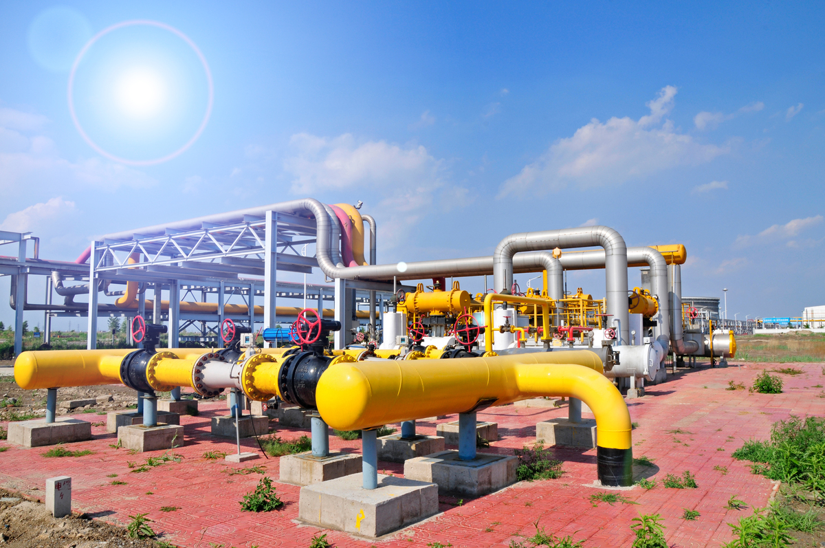 武汉市燃气热力学校石油与天然气贮运专业详解 - 未来能源人才的摇篮